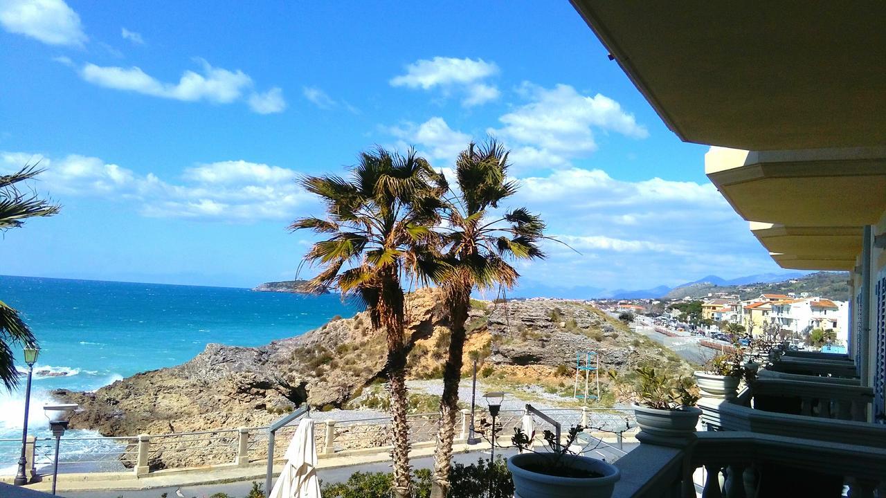 Caletta Del Porto Bed and Breakfast Diamante Exteriör bild